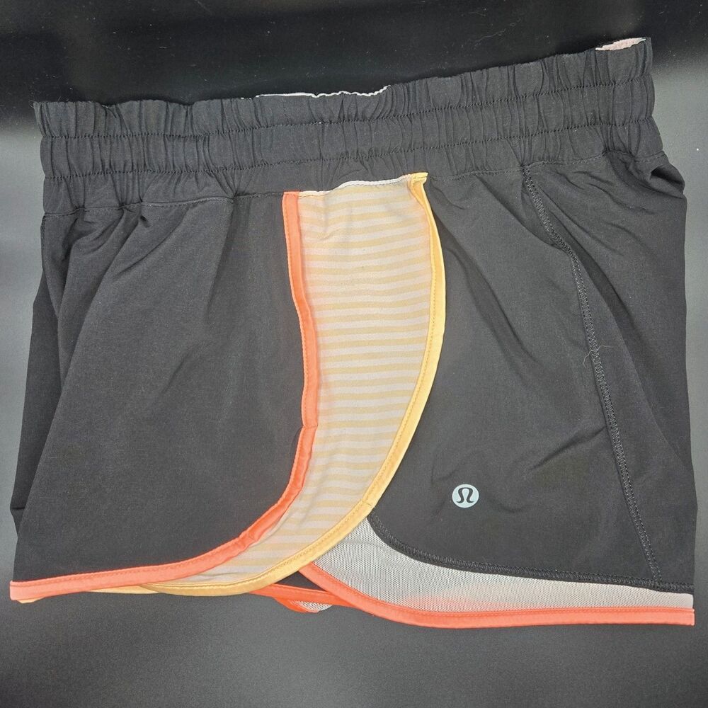 Lululemon Super Squad Running Shorts Size 6 Black Coral Pink 2015 Vintage - Picture 2 of 5